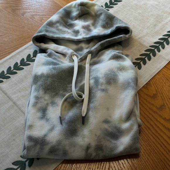 NWT Feat Blanket Blend Unisex Tie Dye Hoodie Size M Colorado - Picture 2 of 7